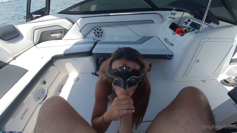 Miss Lexa BG Rough Sextape On Boat
