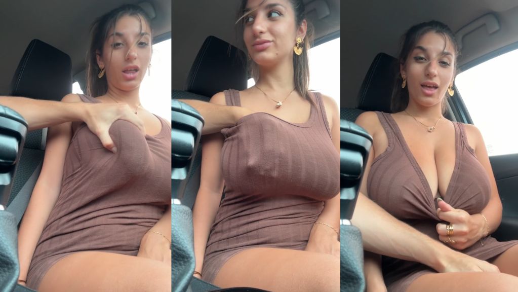 Bufalika Enjoys A Sensual Touch In The Car